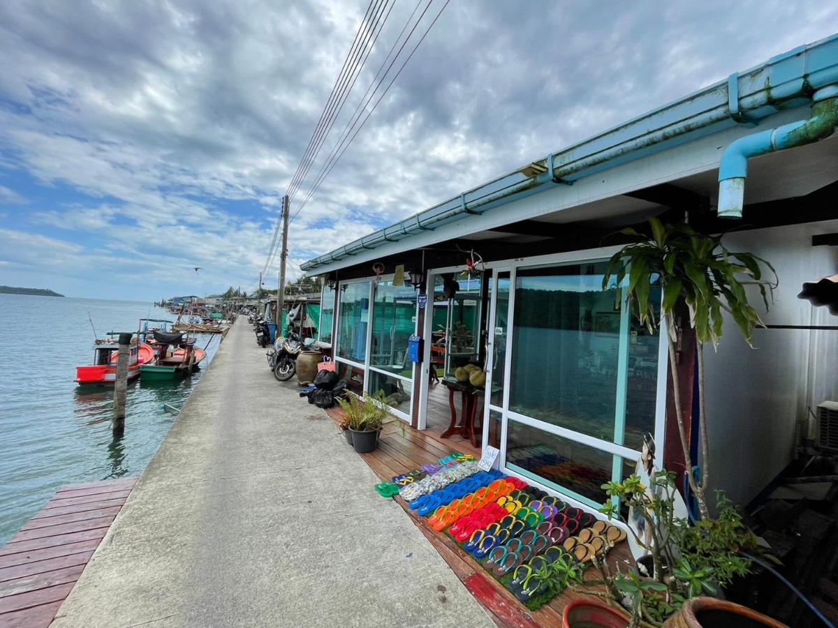 Dutchman Homestay Ko Kut エクステリア 写真