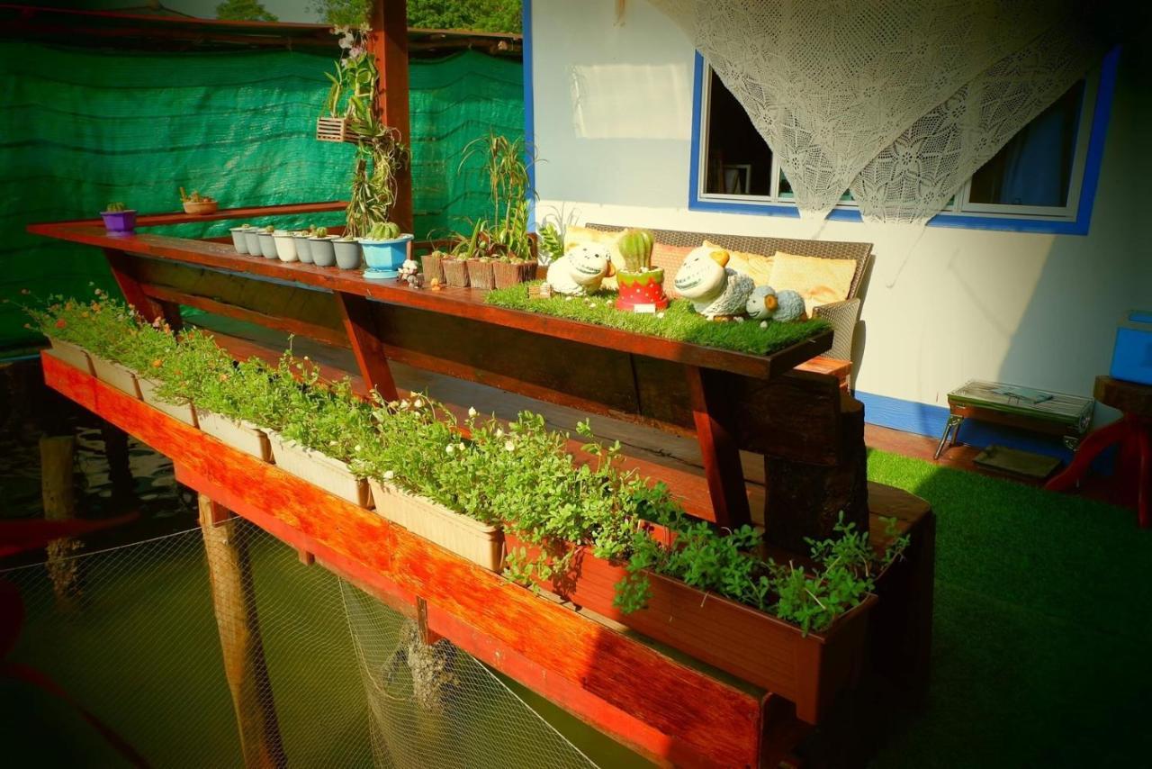 Dutchman Homestay Ko Kut エクステリア 写真
