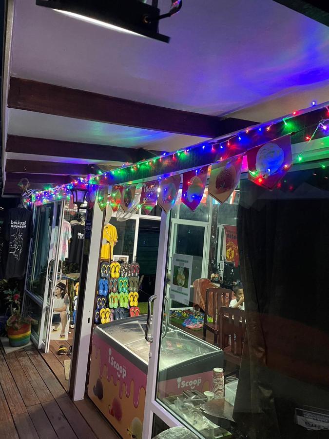 Dutchman Homestay Ko Kut エクステリア 写真