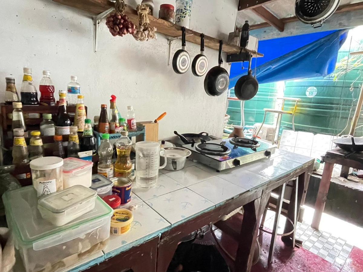 Dutchman Homestay Ko Kut エクステリア 写真